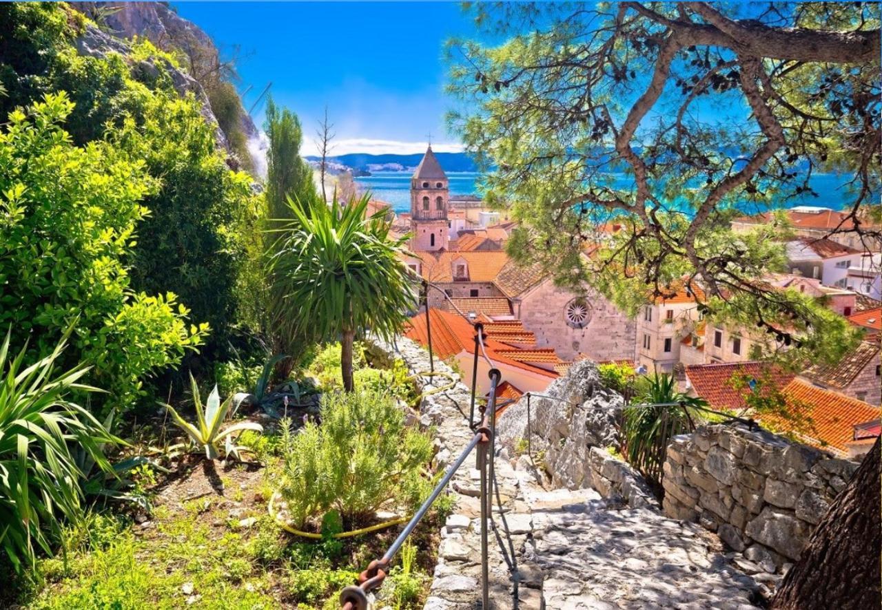 City Gem Omiš Exterior foto